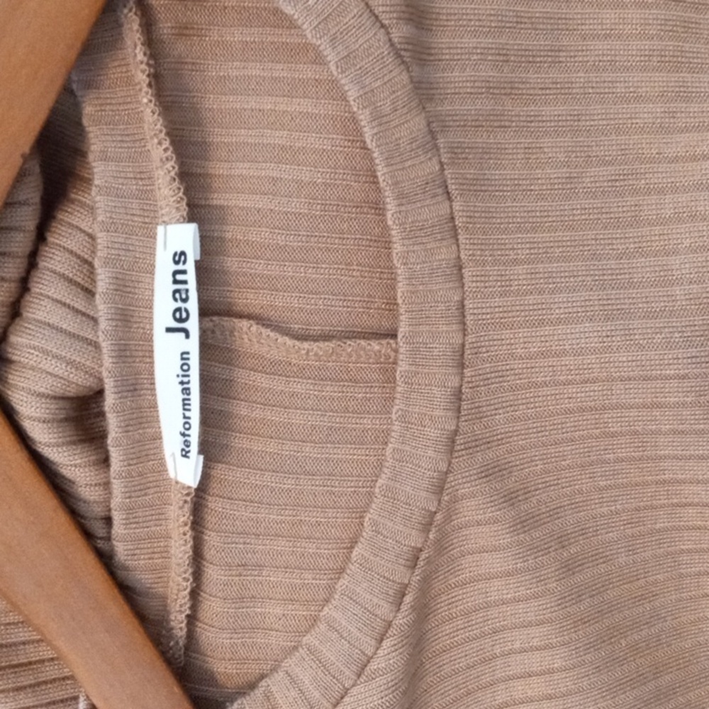 Reformation Dress - Picture 3 of 6